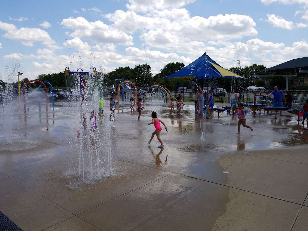 Spray n Play - CLOSED FOR THE SEASON | 951 McHenry Rd, Buffalo Grove, IL 60089, USA | Phone: (847) 793-0570