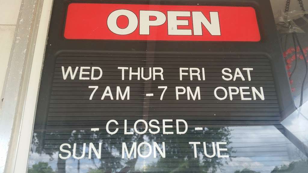 Food Express | 101-111 Marion St, Brazoria, TX 77422, USA | Phone: (979) 922-4926