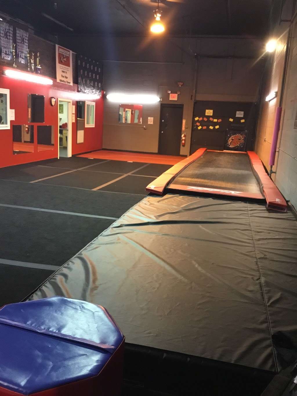 Five Star Athletics Cheer Brockton | 71 Oak Hill Way, Brockton, MA 02301 | Phone: (617) 980-2976