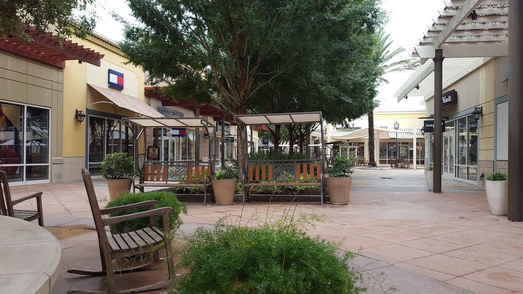 Tanger Outlet Mall - Gulf Fwy | Texas City, TX 77539
