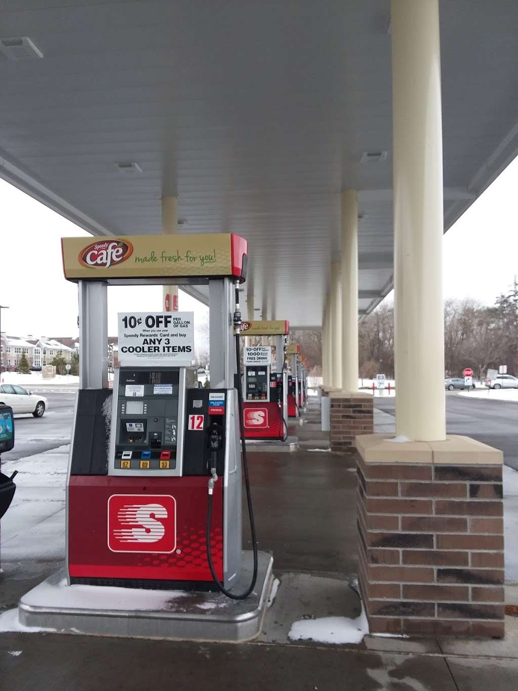 Speedway Gas Station | 2700 Algonquin Rd, Lake in the Hills, IL 60156, USA | Phone: (847) 458-0449