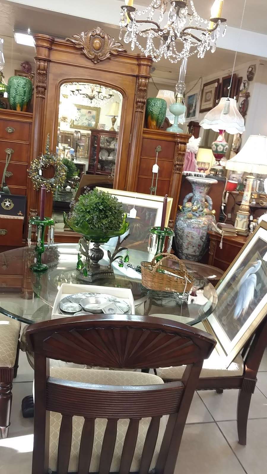 Antiques on 146 | 3603 TX-146, Bacliff, TX 77518, USA | Phone: (281) 532-6467