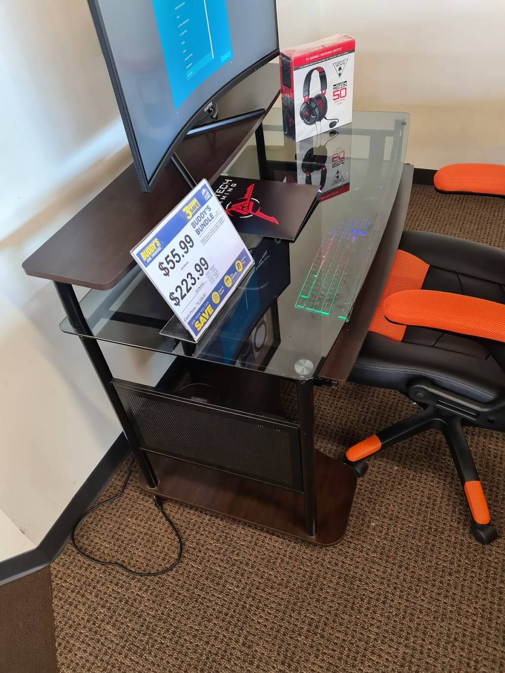 Buddys Home Furnishings | 1710 E 10th St Suite 3, Jeffersonville, IN 47130, USA | Phone: (812) 284-6878