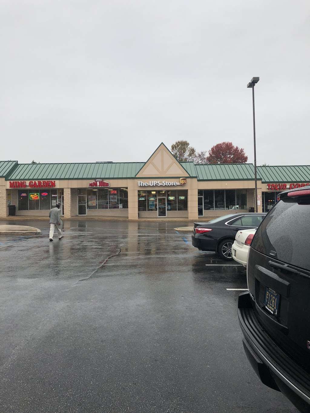 The UPS Store | 4142 Ogletown Stanton Rd, Newark, DE 19713, USA | Phone: (302) 455-1600