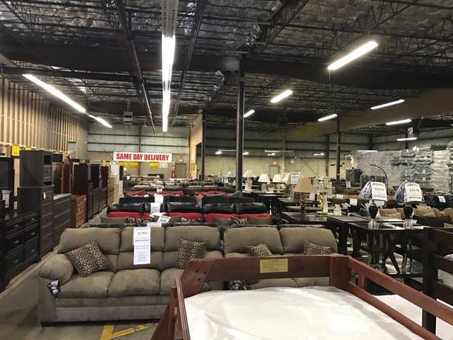 American Freight Furniture and Mattress | 3674 Kinsman Blvd, Madison, WI 53704, USA | Phone: (608) 242-9999