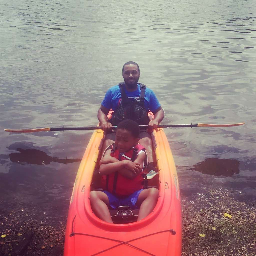 Chicago River Canoe and Kayak | 1770 Tower Rd, Winnetka, IL 60093 | Phone: (847) 414-5883