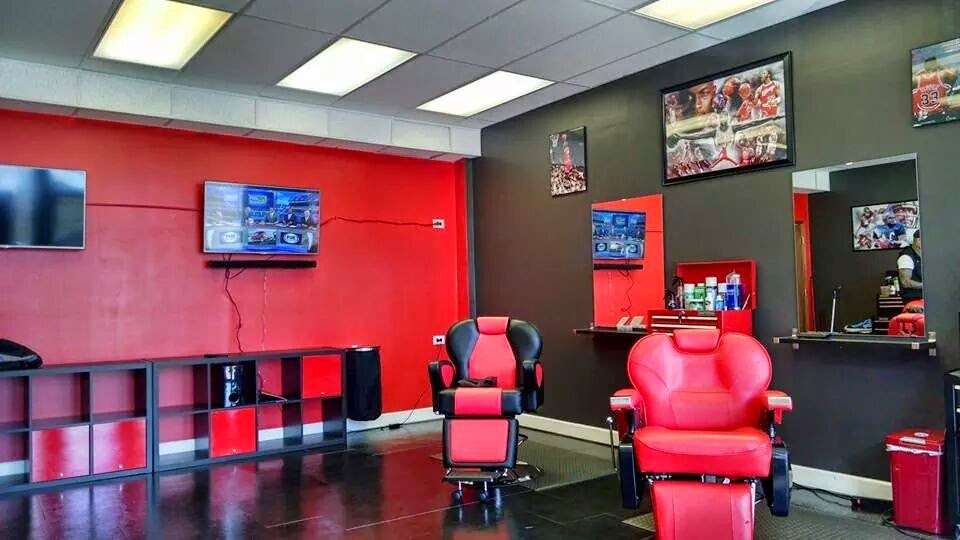 Imperial Cutz Barber Lounge | 5650 Arlington Dr E, Hanover Park, IL 60133, USA | Phone: (224) 578-1093