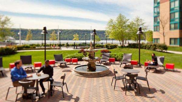 Hudson Park | 1 Alexander St, Yonkers, NY 10701, USA | Phone: (914) 969-1386