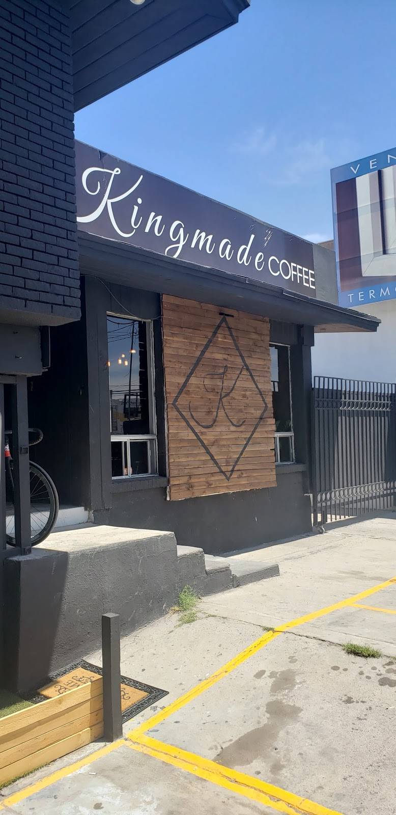 Kingmade coffe | Av de la Raza 6143, Mascareñas, 32340 Cd Juárez, Chih., Mexico | Phone: 656 286 1194