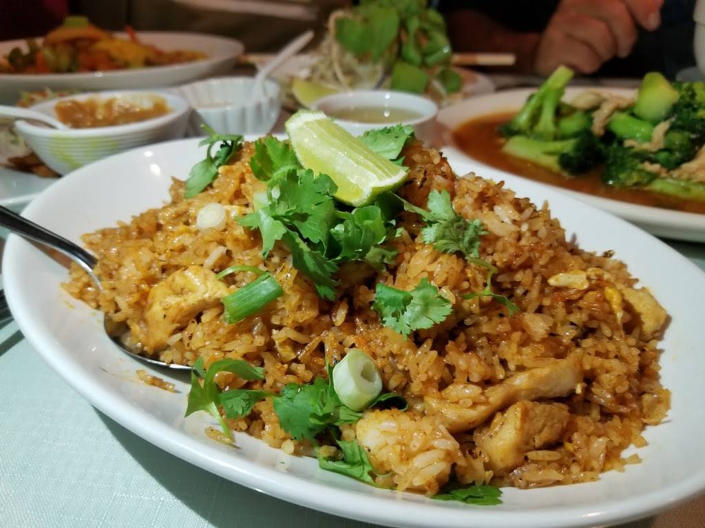 Bangkok Restaurant | 3255 W Hammer Ln, Stockton, CA 95209, USA | Phone: (209) 476-8616