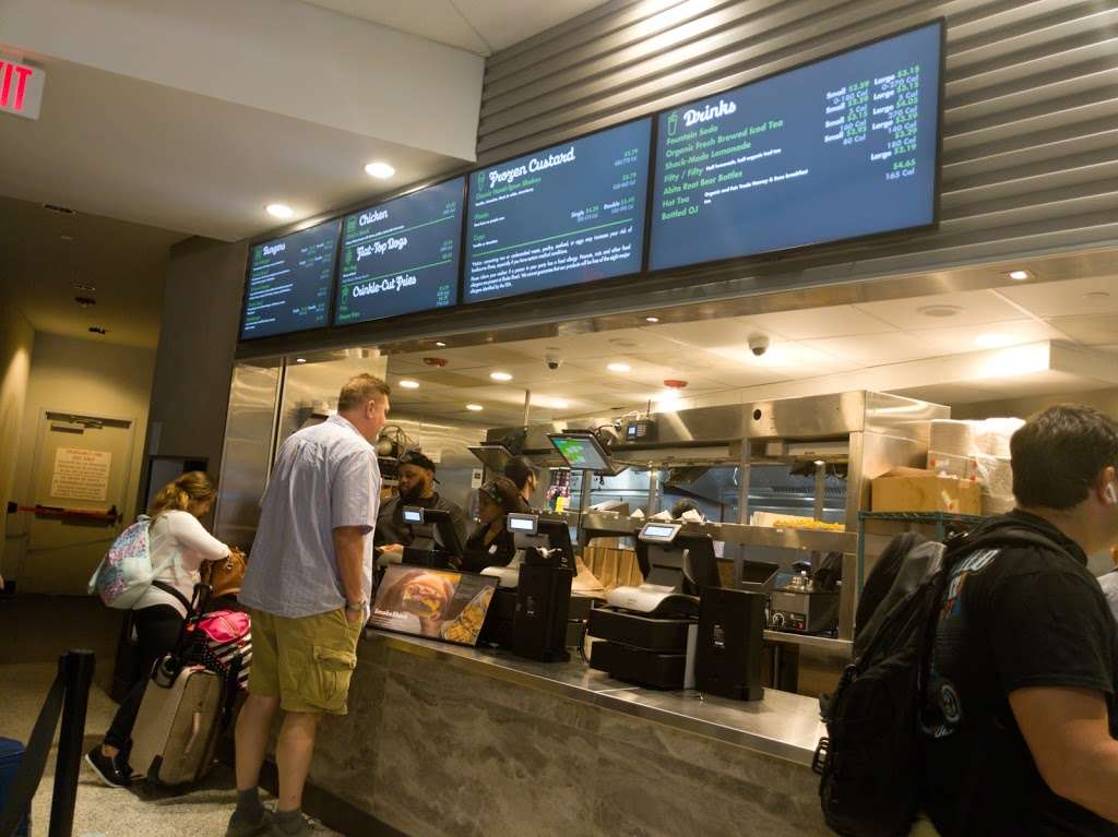 Shake Shack | Dallas/Fort Worth International Airport Terminal C Near Gate, 2400 Aviation Dr C7, Grapevine, TX 75261, USA