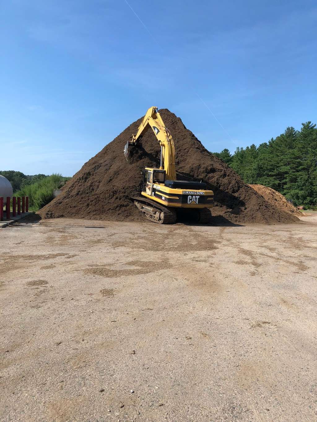 Lewicki & Sons Excavating, Inc. | 15 Wilmarth Ln, Plainville, MA 02762, USA | Phone: (508) 695-0122