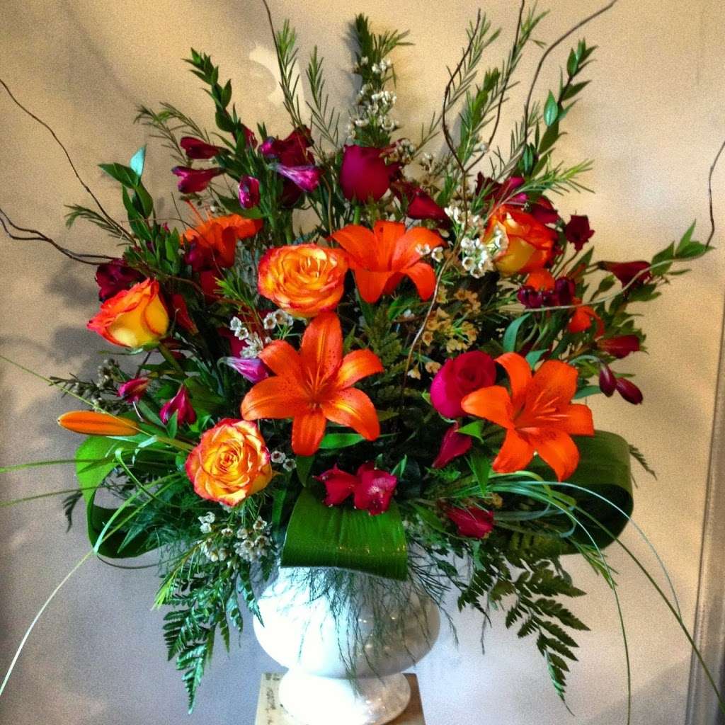 Love At First Sight Floral & Design | 4213 W 131st St, Carmel, IN 46074, USA | Phone: (317) 873-3300