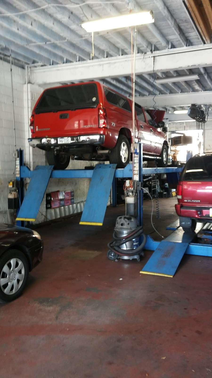 Mobil 1 Lube Express | 8244 Frankford Ave, Philadelphia, PA 19136, USA | Phone: (215) 332-0755