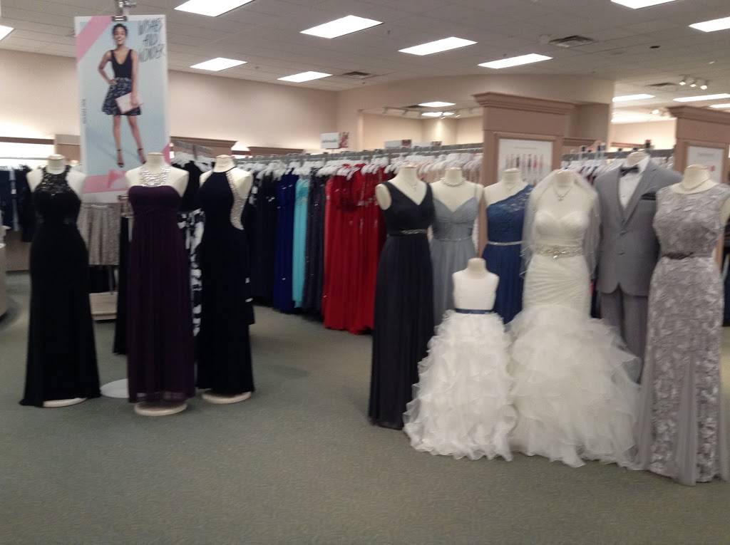 Davids Bridal | 3670 McKinley Pkwy Space 5A, Blasdell, NY 14219, USA | Phone: (716) 822-2156