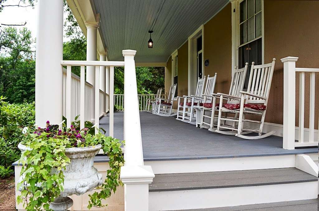 Ash Mill Farm Bed & Breakfast | 5358 Old York Rd, Holicong, PA 18928, USA | Phone: (215) 794-5373