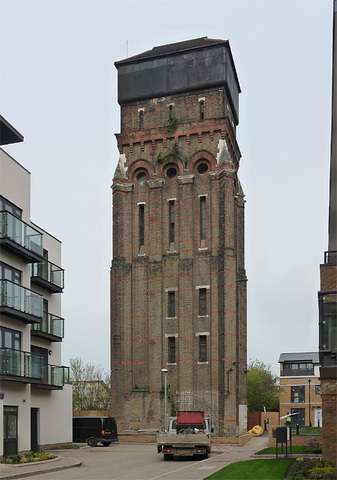 London Water Tower | 10 Edith Cavell Way, London SE18 4JY, UK | Phone: 020 8692 8581