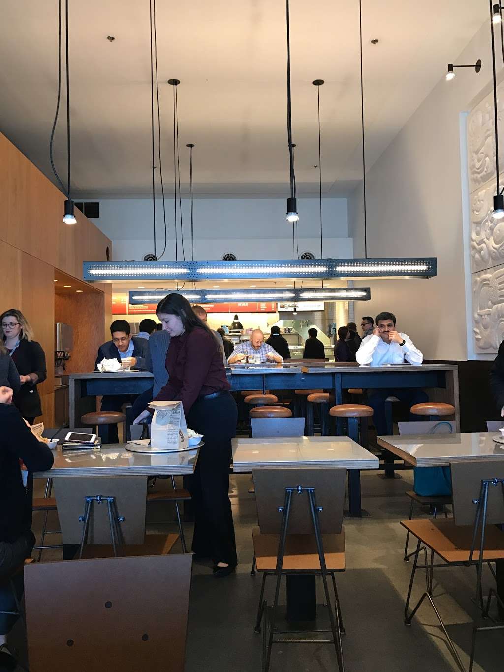 Chipotle Mexican Grill | 25 Mountainview Blvd, Basking Ridge, NJ 07920, USA | Phone: (908) 647-0725