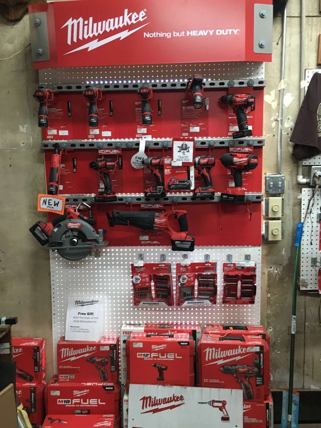 Piedmont Hardware | 10 E Main St, Maiden, NC 28650, USA | Phone: (828) 428-8161