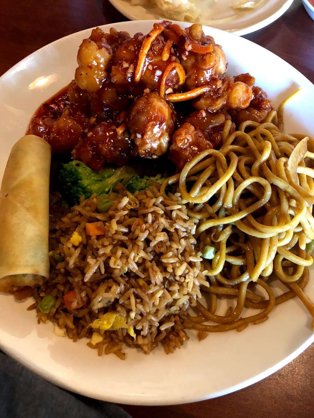 Golden Phoenix Chinese Cuisine | 116, 2345 E Centennial Pkwy, North Las Vegas, NV 89081, USA | Phone: (702) 457-6688