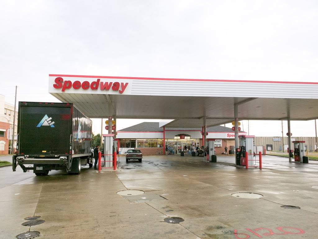 Speedway | 401 Kentucky Ave, Indianapolis, IN 46225, USA | Phone: (317) 630-4925