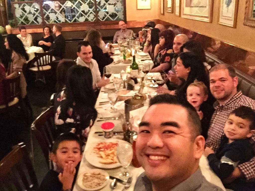 Mirnas Cafe | 758 Dekalb Pike, Blue Bell, PA 19422, USA | Phone: (610) 279-0500