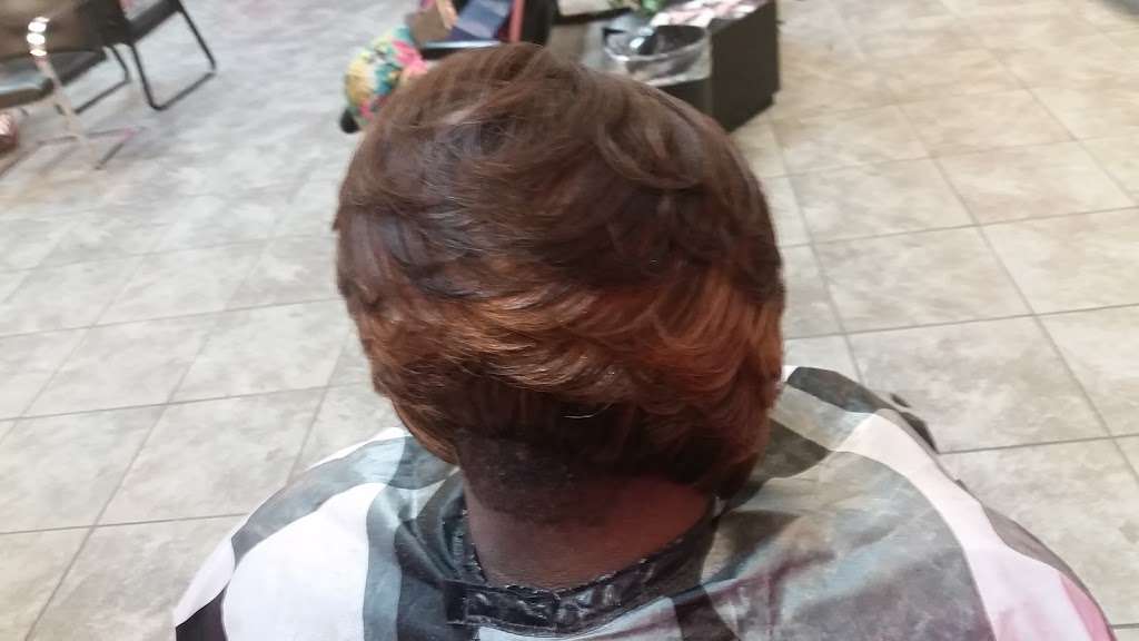 Hair By Myron Henderson | 4041 W Wheatland Rd #102, Dallas, TX 75237, USA | Phone: (682) 323-9083