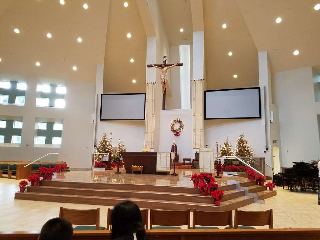 Iglesia Católica St. Isaac Jogues - Catholic Church | 4301 S Chickasaw Trail, Orlando, FL 32829 | Phone: (407) 249-0906