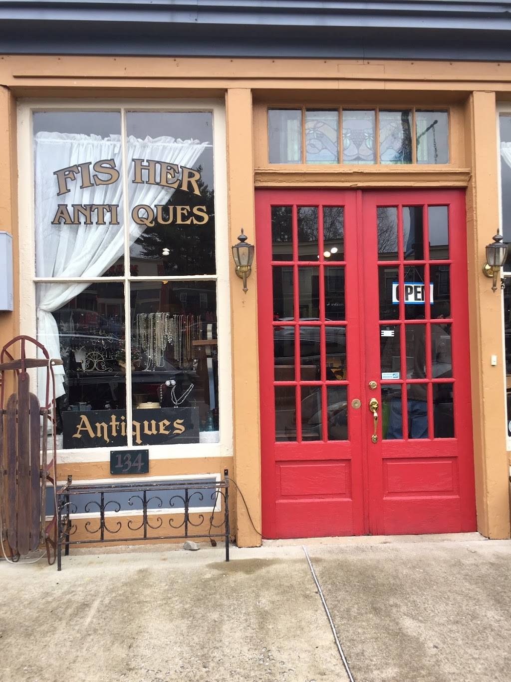 Fisher Antiques | 134 E Main St, Midway, KY 40347, USA | Phone: (859) 475-7440