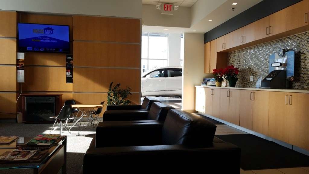 Dave Cross Buick GMC | 1101 NW Blue Pkwy, Lees Summit, MO 64086, USA | Phone: (816) 875-6559