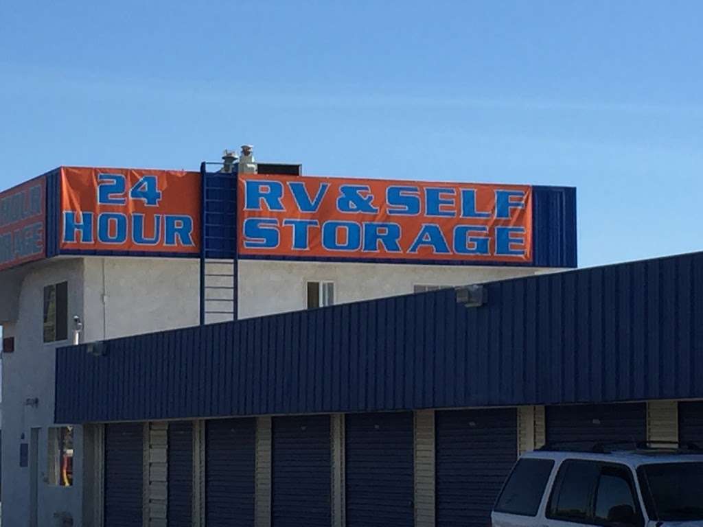 AAA Stor-Stuff Rv & Self Storage | 42133 Challenger Way, Lancaster, CA 93535, USA | Phone: (661) 942-6641