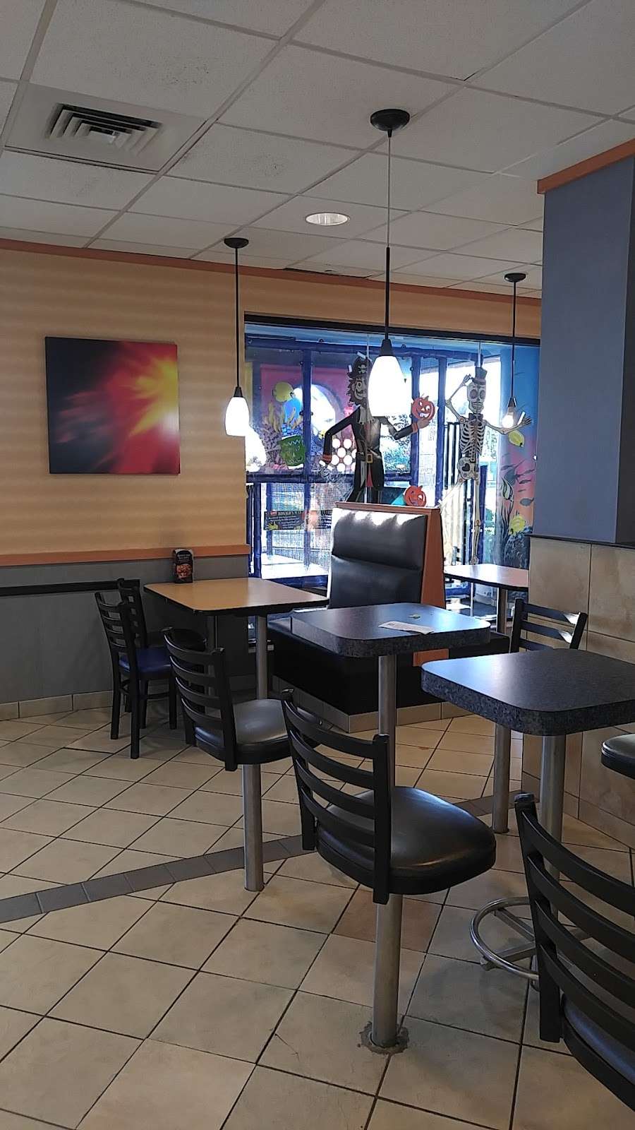 McDonalds | 680 Old Mill Rd, Millersville, MD 21108, USA | Phone: (410) 987-4100