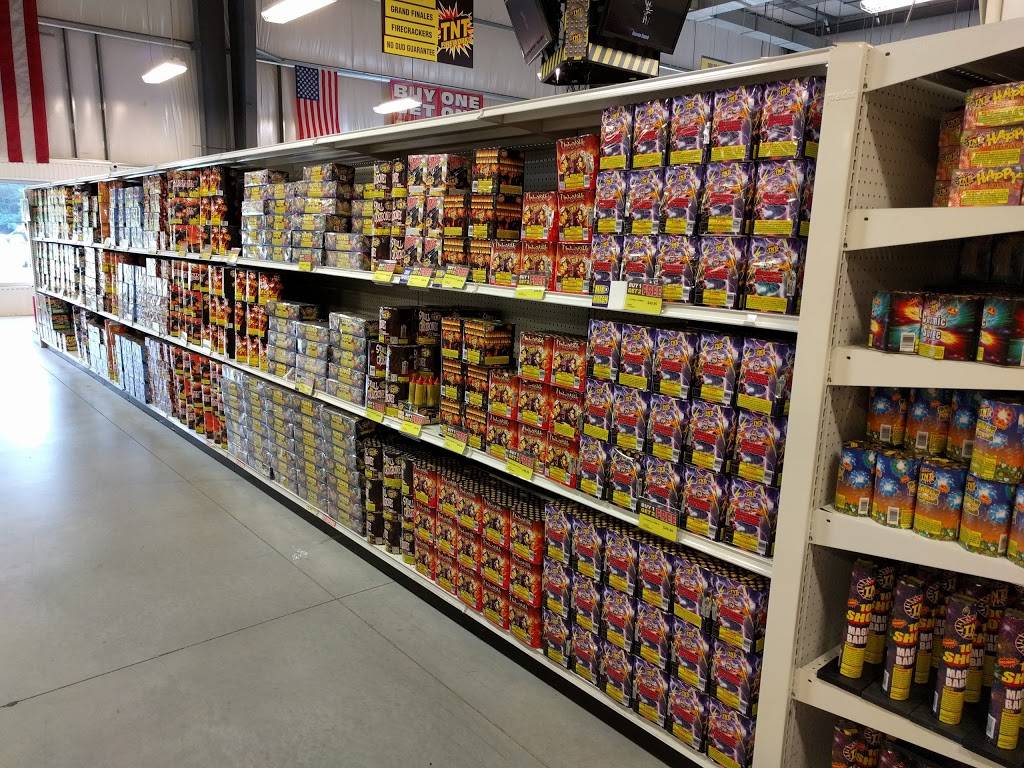 TNT Fireworks Supercenter - Philadelphia/Wilmington | 820 Columbia Ave, Boothwyn, PA 19061, USA | Phone: (484) 480-4253