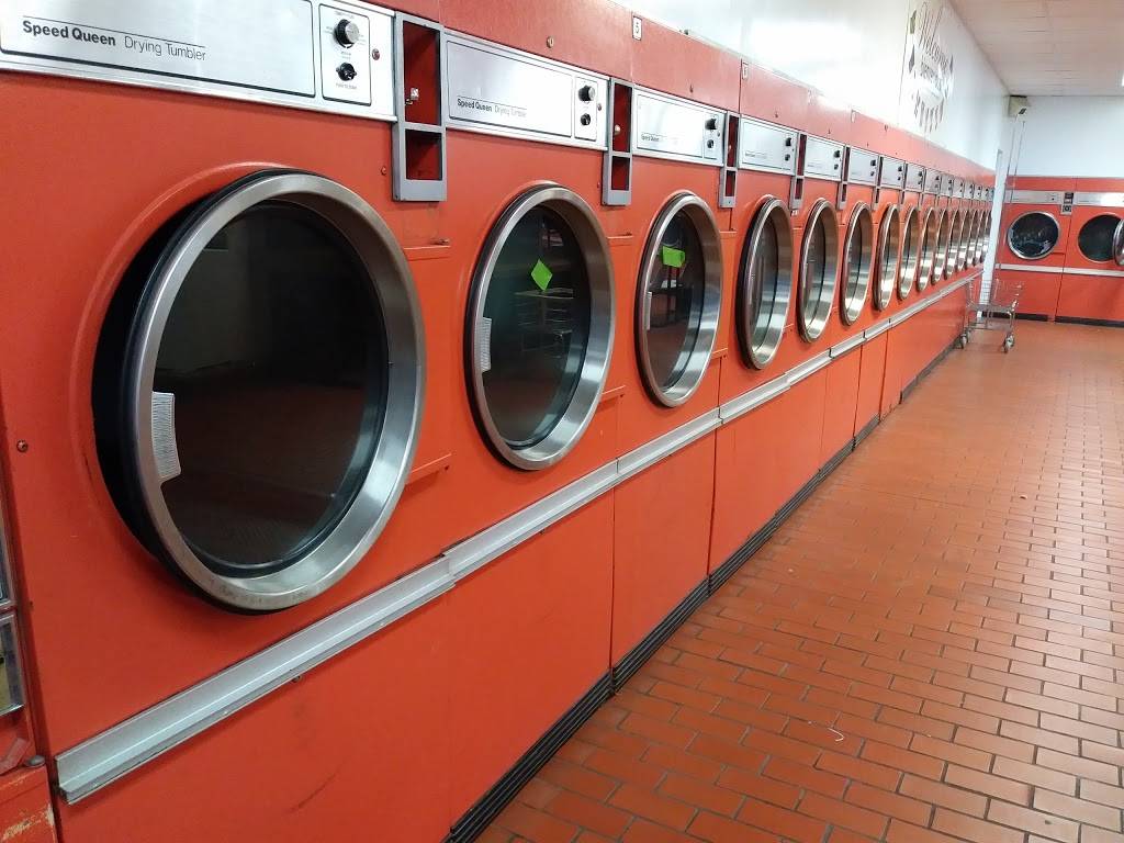 C A Coin Laundries | 5030 W Center St, Milwaukee, WI 53210, USA | Phone: (414) 873-3831