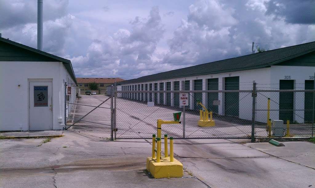 Central Mini Storage | 2547 Partin Settlement Rd, Kissimmee, FL 34744, USA | Phone: (407) 847-6111