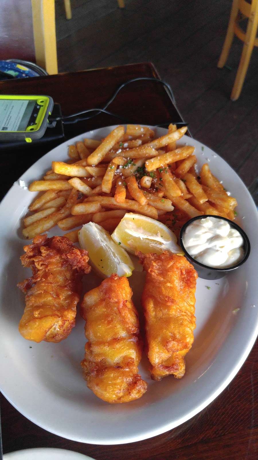 Offshore Tavern & Grill | 2253 Morena Blvd, San Diego, CA 92110, USA | Phone: (619) 276-2253