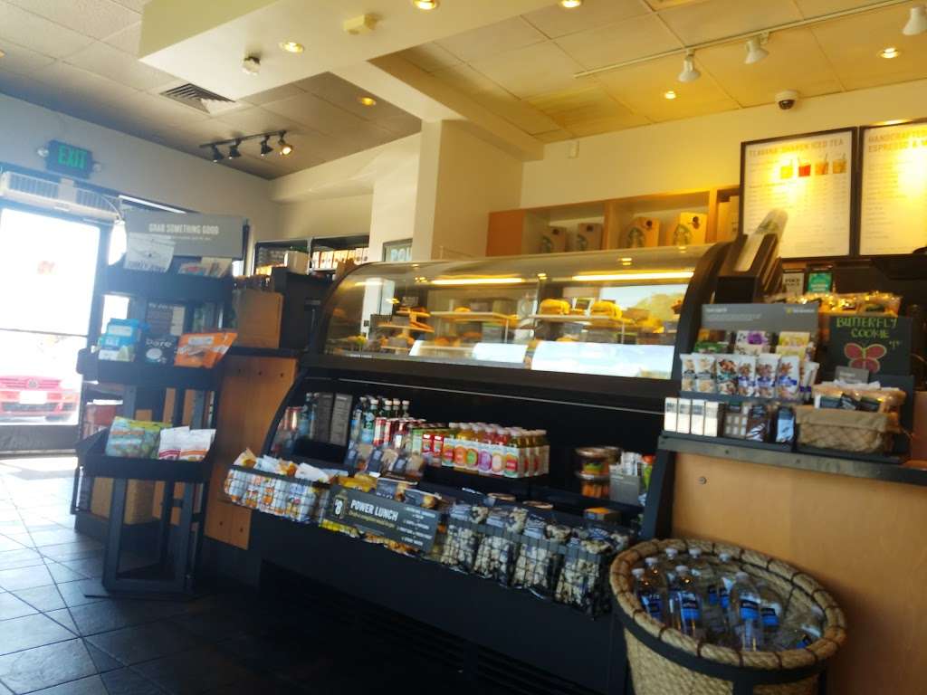 Starbucks | 27667 Bouquet Canyon Rd, Saugus, CA 91350 | Phone: (661) 263-9681