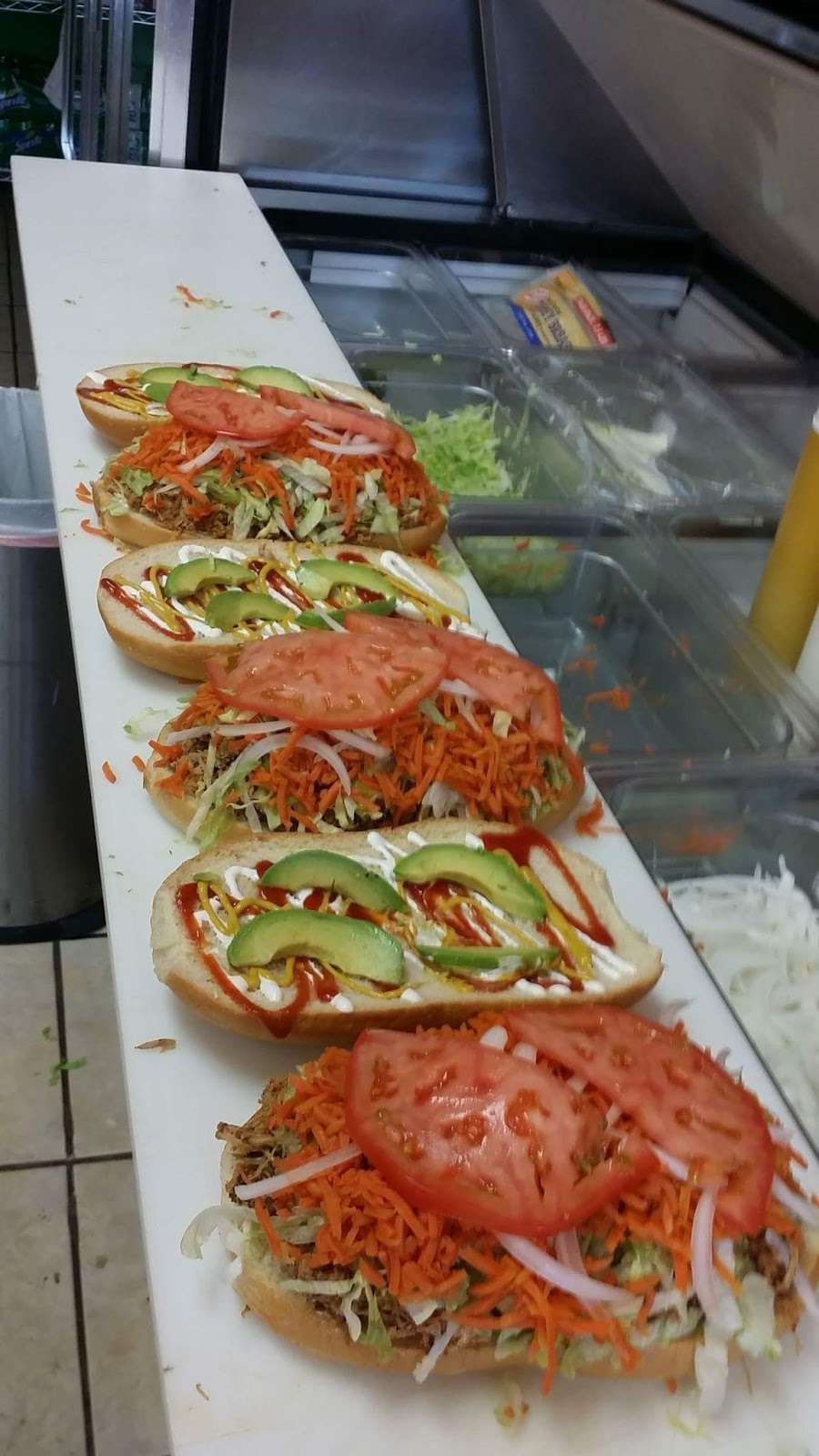 Tortas y Jugos Jiquilpan | 22221 Norwalk Blvd, Hawaiian Gardens, CA 90716, USA | Phone: (562) 316-5213