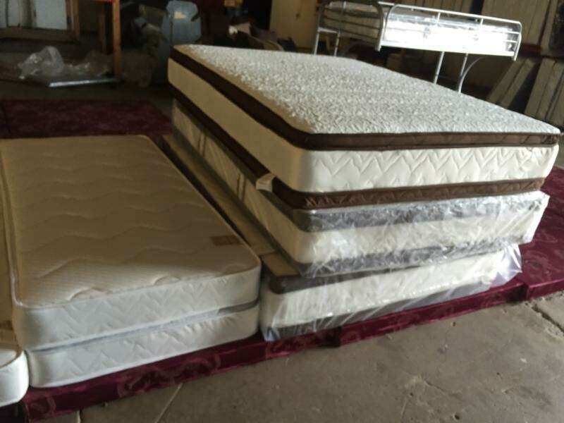 Ultimate Comfort Mattress Mfg. Made in USA | 1934, 8510 S Loop E Fwy, Houston, TX 77017, USA | Phone: (832) 771-2844