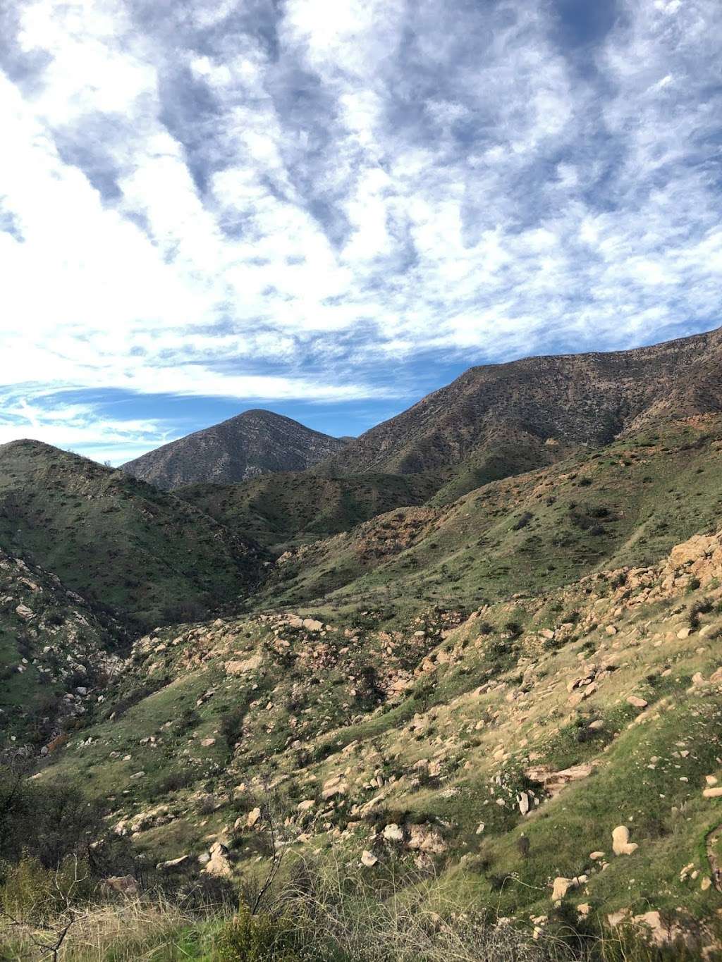 Valley View Preserve Lucis Trailhead | Shelf Rd, Ojai, CA 93023, USA | Phone: (805) 649-6852