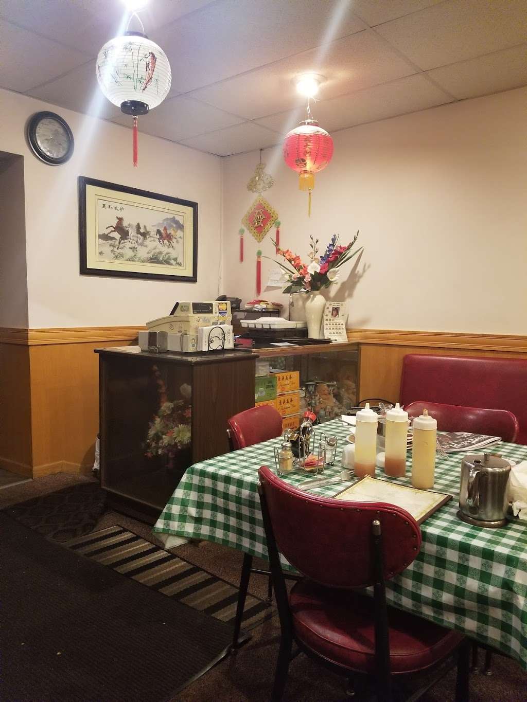 Hoa My Carry Outs | 8528 W Lawrence Ave, Norridge, IL 60706, USA | Phone: (708) 453-5950