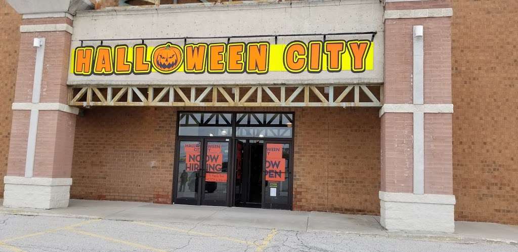 Halloween City | 8311 Broadway, Merrillville, IN 46410, USA | Phone: (914) 529-1966
