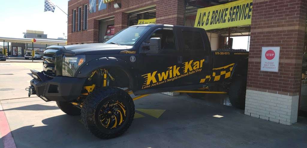 Kwik Kar of Lake Jackson Lube & Tune | 211 Highway 332 West, Lake Jackson, TX 77566, USA | Phone: (979) 285-0313