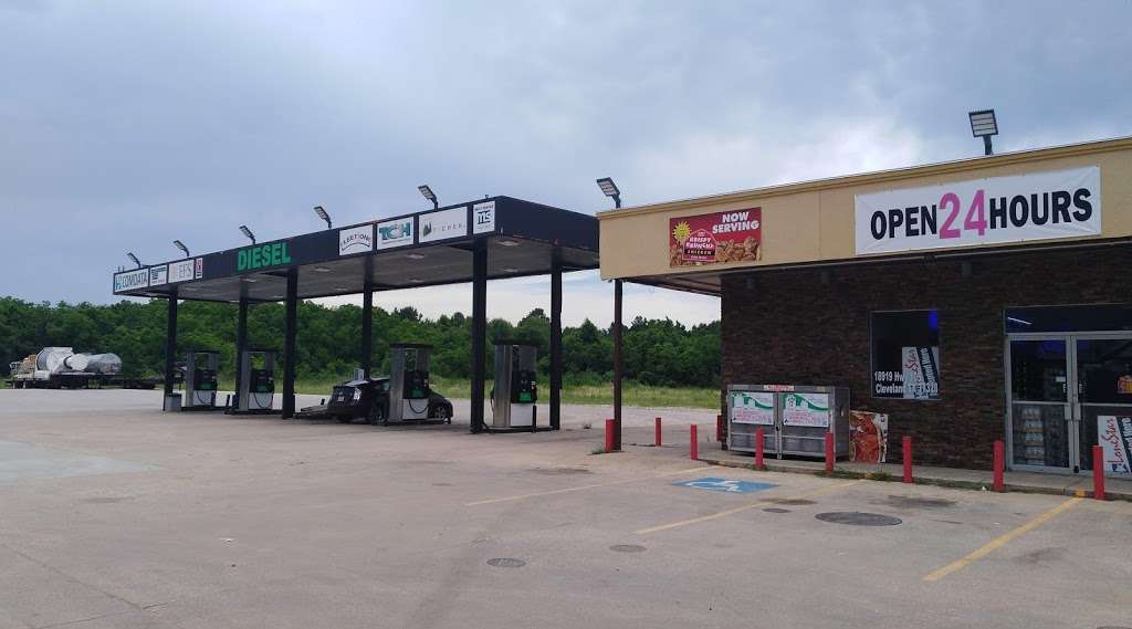 Texaco Fuel & Kountry Mart | 18919 TX-105, Cleveland, TX 77328, USA | Phone: (281) 592-2142