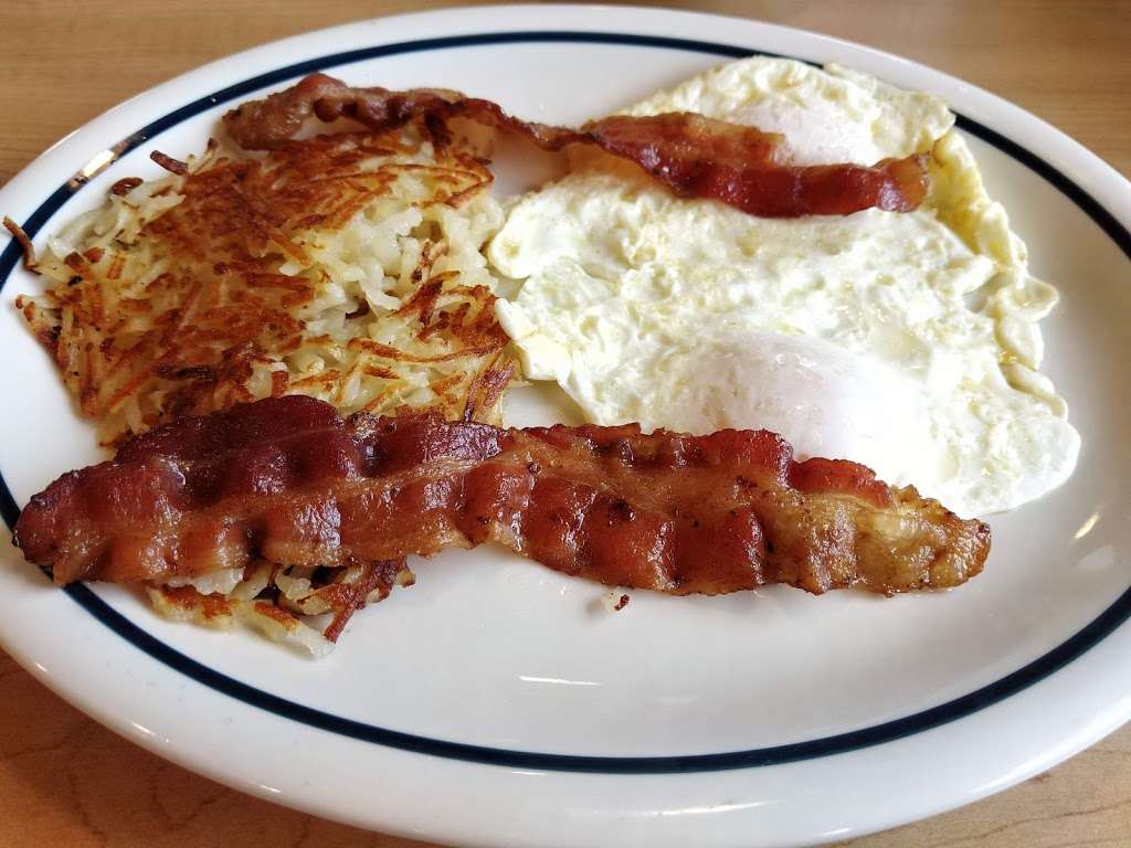 IHOP | 1201 Foothill Blvd, La Verne, CA 91750, USA | Phone: (909) 392-1055