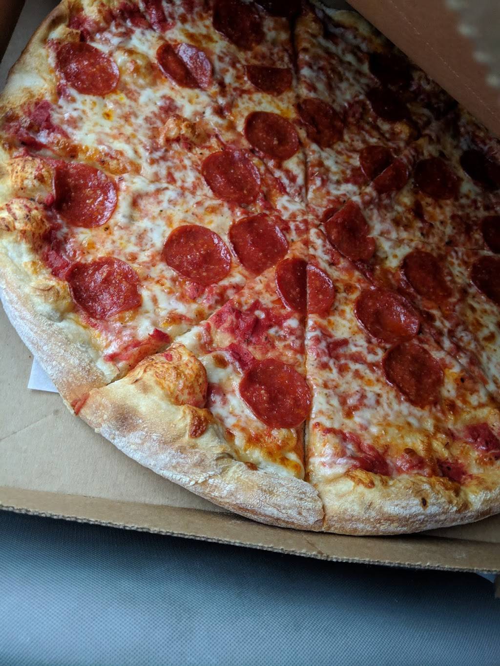 Randys Pizza | 13200 Falls of Neuse Rd, Raleigh, NC 27614, USA | Phone: (919) 554-1000