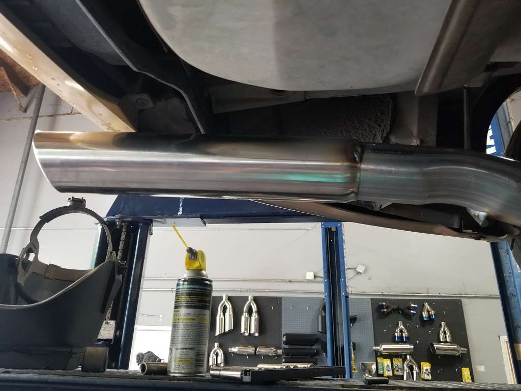 Magico Muffler Shop | 4800 Pinemont Dr, Houston, TX 77092, USA | Phone: (713) 957-3050