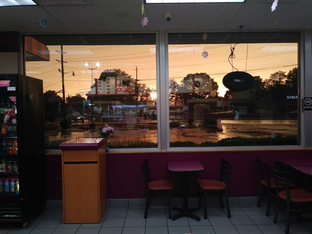 Dunkin Donuts | 1102 US-130, Cinnaminson, NJ 08077, USA | Phone: (856) 786-1127