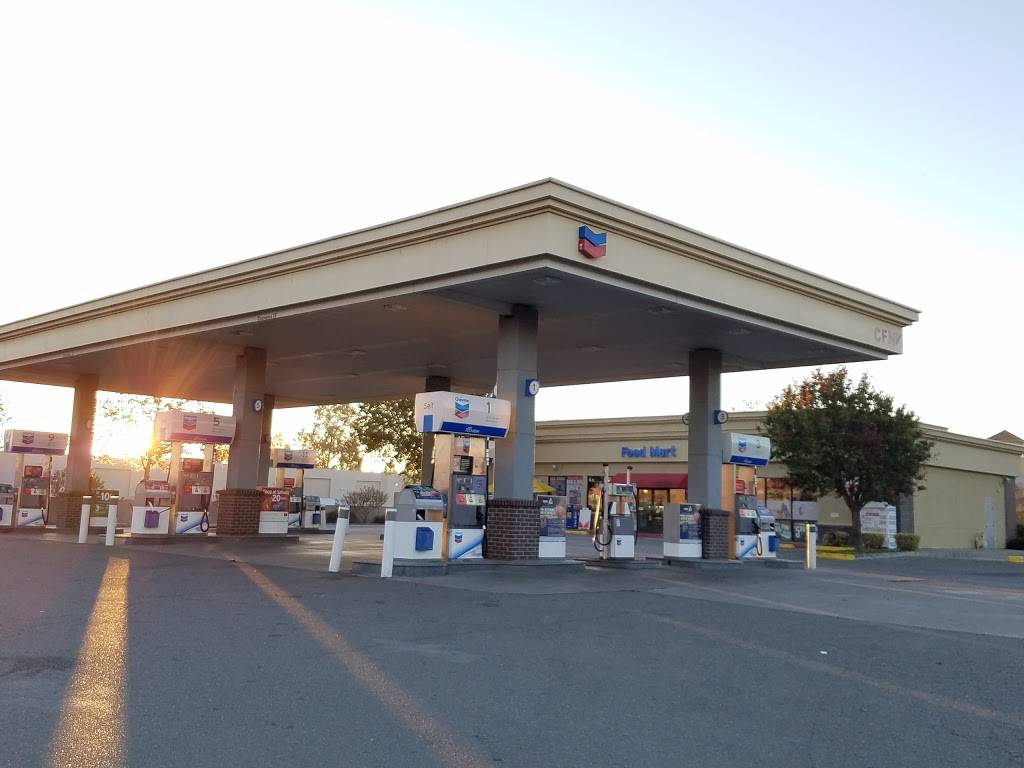 Chevron Woodland | 2020 E Main St, Woodland, CA 95776, USA | Phone: (530) 662-7892