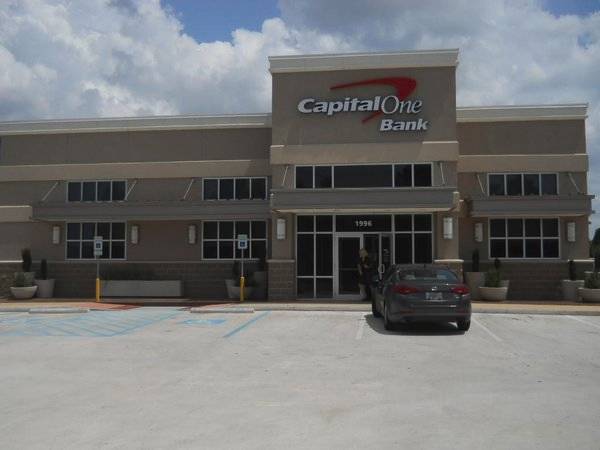 Capital One Bank | 1996 Segnette Blvd, Westwego, LA 70094, USA | Phone: (504) 533-6339